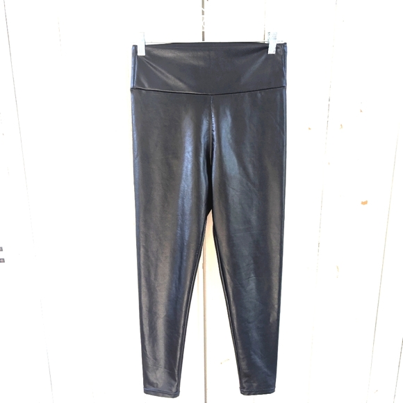 Spanx Faux Leather Leggings sz M - Picture 3 of 9